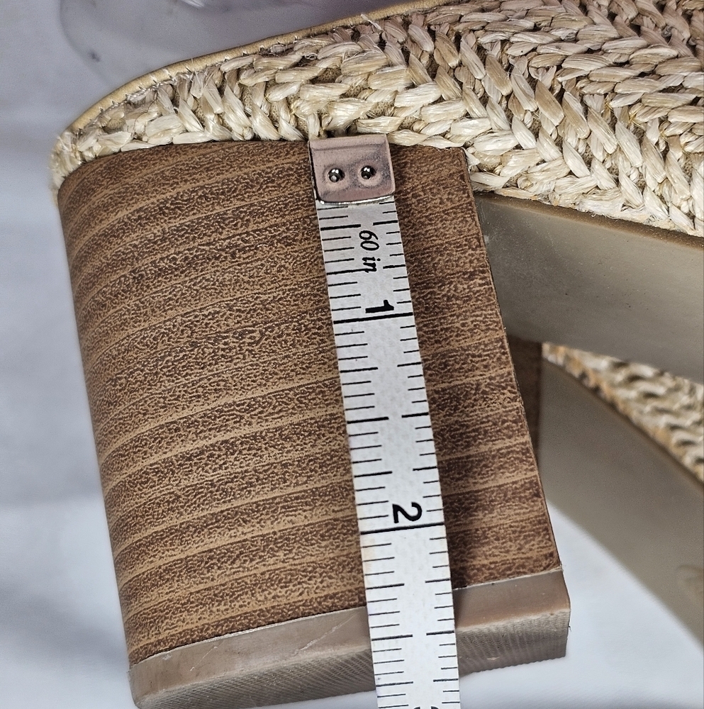 Lauren Conrad Tan Corundum Woven Mules with Stacked Heel Size 9.5 - Picture 6 of 8